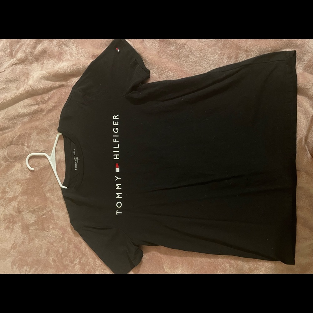Tommy Hilfiger tee
